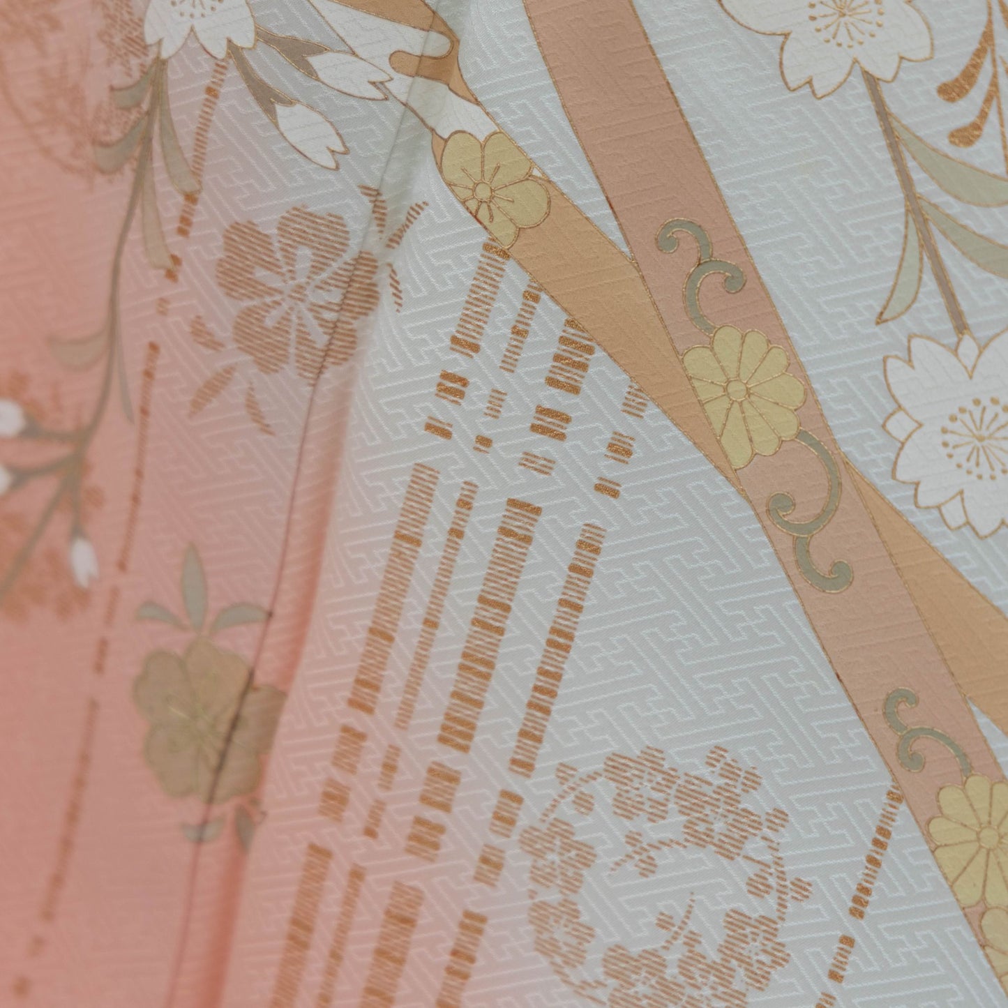 【2/27ライブ配信コーデ】　春の桜コーデ②