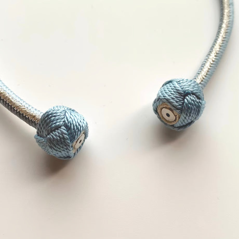 まぐねころん（羽織紐）