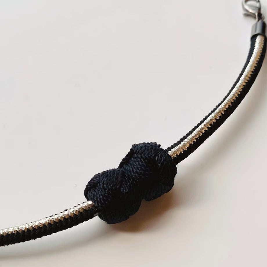 まぐねころん（羽織紐）