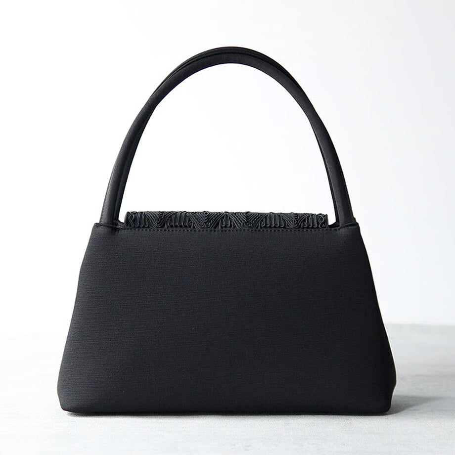 コード刺繍フォーマルバッグ｜岩佐