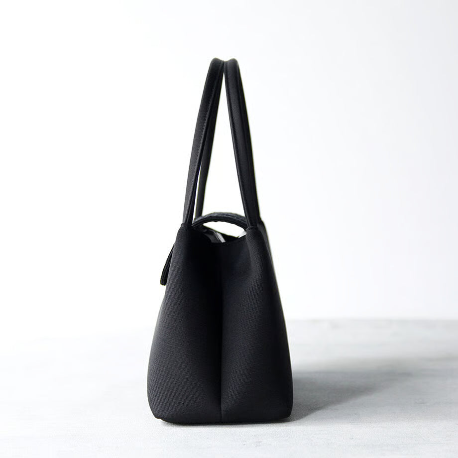 コード刺繍フォーマルバッグ｜岩佐