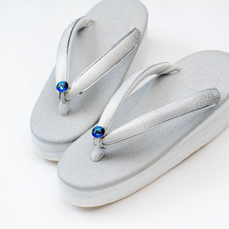 草履ピアス（クリスタル）モザイク型